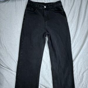 Sleek Black Men's Straight Jeans
